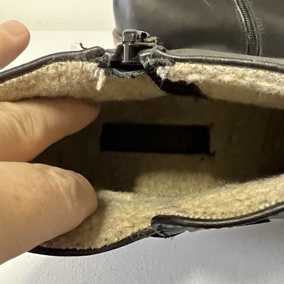 CLEARANCE - Minelli Black Leather Sherpa Lined Block Heel Ankle Boots - Picture 6 of 7